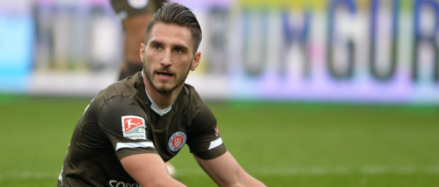 Dimitrios DIAMANTAKOS (PAULI), frustriert, Frust, Enttaeuschung, enttaeuscht, Niedergeschlagen, Fussball 2. Bundesliga,
