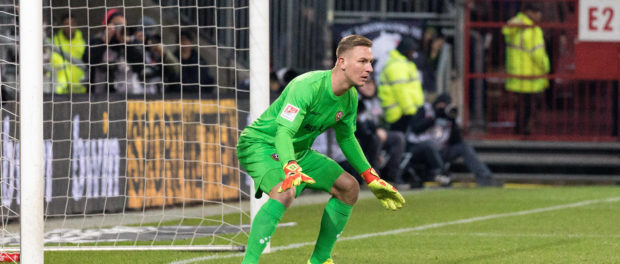 Torhüter Kevin Broll. 14.02.2020, Fussball, GER, 2. Bundesliga, 2.BL, Saison 2019/20, 22. Spieltag, FC St. Pauli - SG Dy