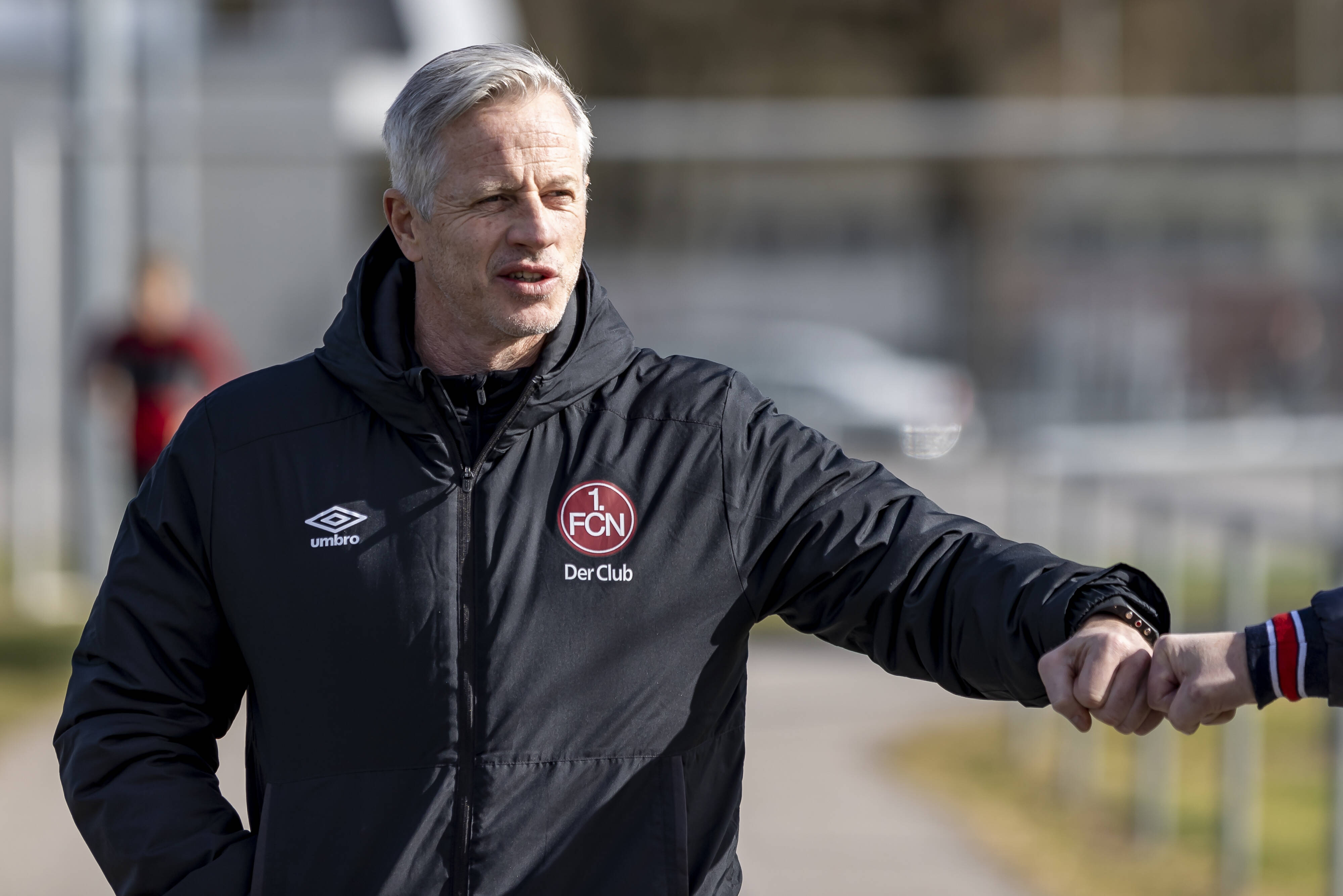 Keller verzichtet auf Gehalt: Auch Mannschaft in Gesprächen | liga2