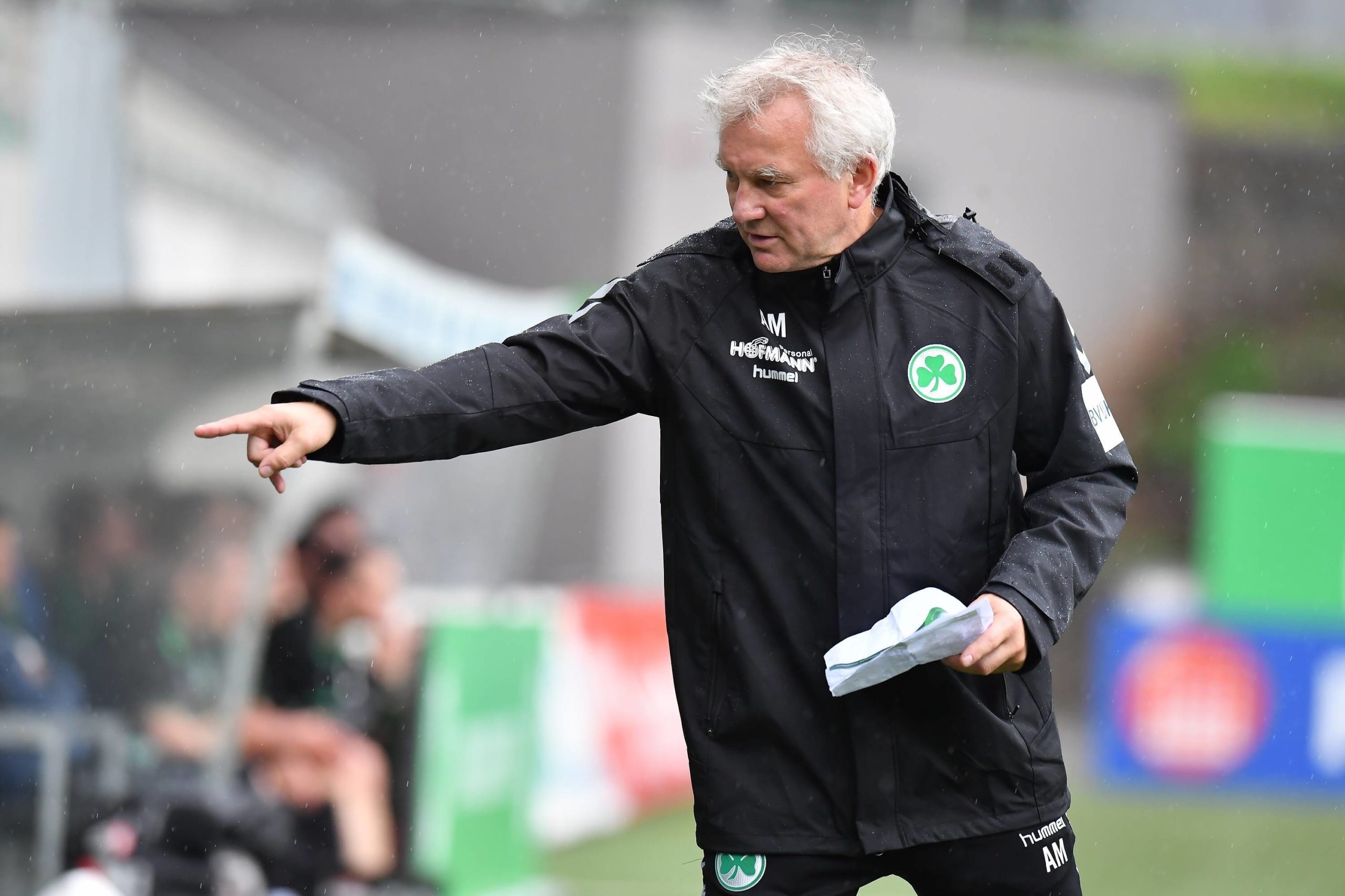 Fürth: Benno Möhlmann geht vorerst Rente – liga2-online.de