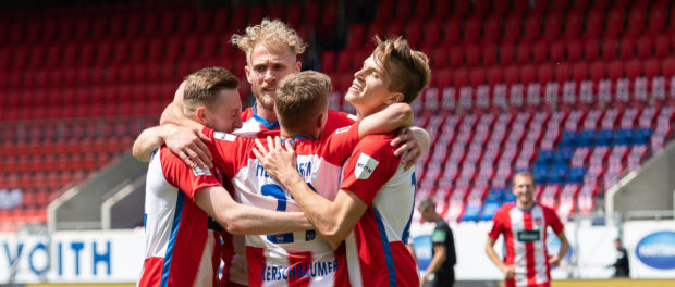 heidenheim-mannschaft-sieg