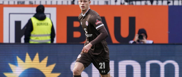 James Lawrence (STP, 21), am Ball, Freisteller, Ganzkörper, Einzelbild, Aktion, Action, 08.03.2020, Sandhausen (Deutschl