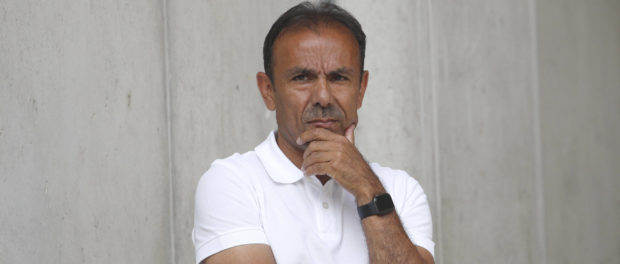 17.06.2020, HDI-Arena, Hannover, Ligaspiel, 2. Bundesliga, Hannover 96 vs FC St. Pauli, im Bild Jos Luhukay (Trainer, S