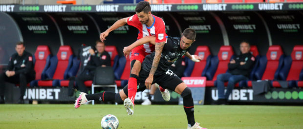 Relegation 1. FC Heidenheim - SV Werder Bremen v.l. Tim Kleindienst (1. FC Heidenheim), Marco Friedl (SV Werder Bremen)