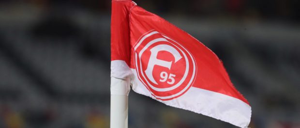 düsseldorf-corona-eckfahne