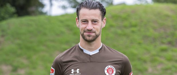 Jan Philipp Kalla St Pauli 15 07 19 Hamburg Mannschaftsfototermin beim FC St Pauli  *** Jan P