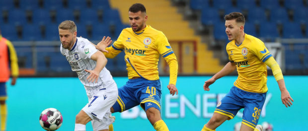 Braunschweig vs. Karlsruher SC, 2. BL Braunschweig, 21.11.2020, FUßBALL - Eintracht Braunschweig vs. Karlsruher SC, 2.
