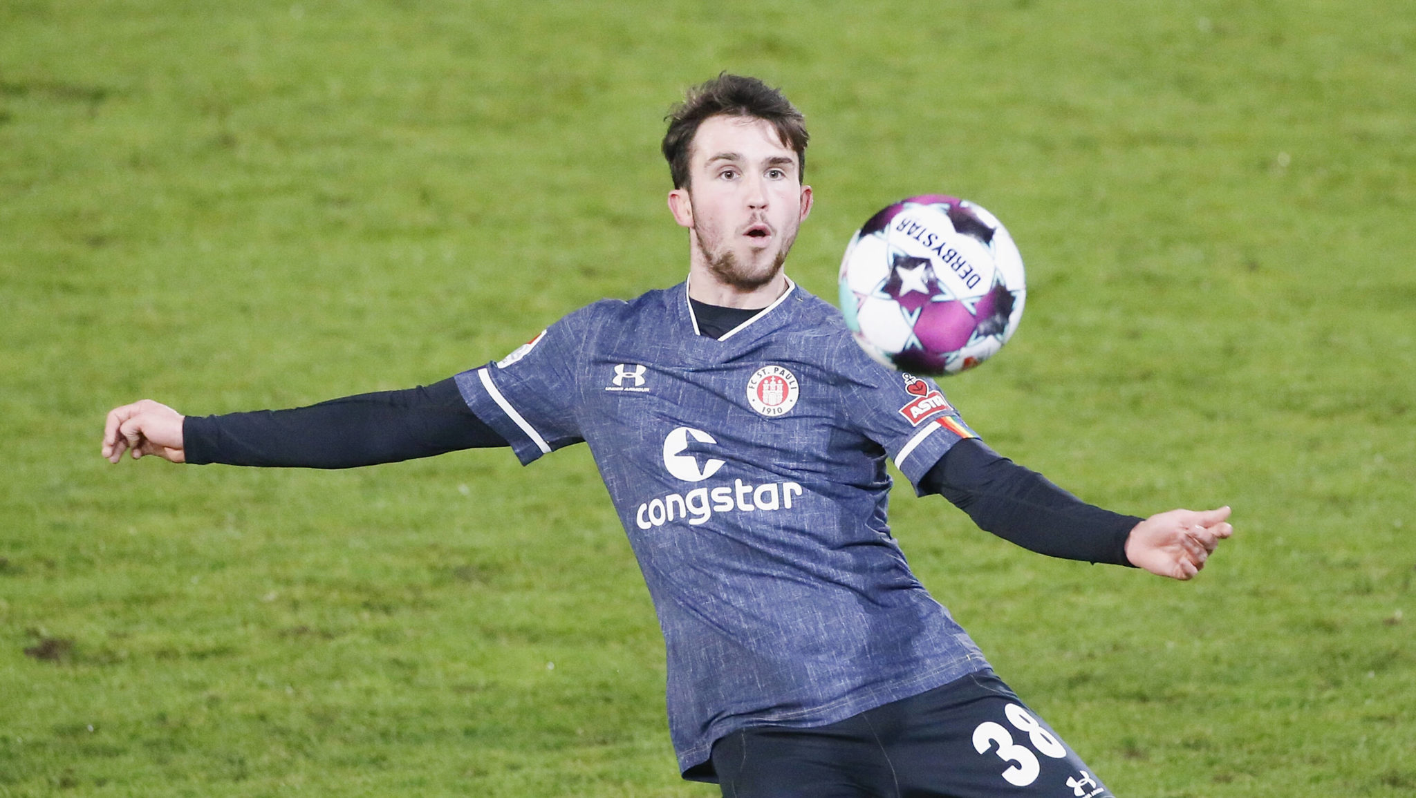 Vertrag aufgelöst Leon Flach verlässt St. Pauli Richtung USA liga2