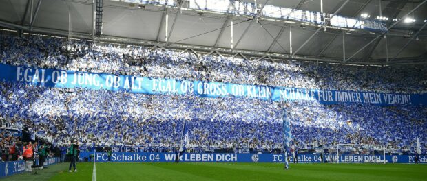 Gelsenkirchen, Veltins Arena, 26.10.19, 1.Bundesliga - 9.Spieltag: FC Schalke 04 - Borussia Dortmund -Fankurve, Fans, Fa