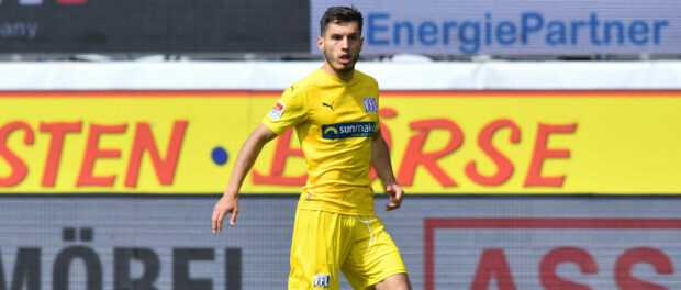 Fußball 2. Bundesliga 33. Spieltag VfL Osnabrück - Hamburger SV am 16.05.2021 im Stadion an der Bremer Brücke in Osnabrü