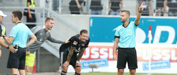 nürnberg-schäffler-platzverweis