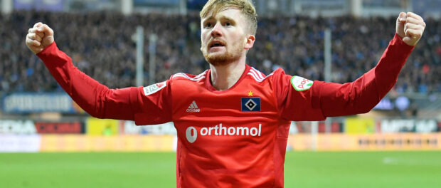 Paderborn, Benteler Arena, 22.10.21, GER, Herren, 2.Bundesliga, Saison 2021-2022, SC Paderborn 07 - Hamburger SV Bild: T