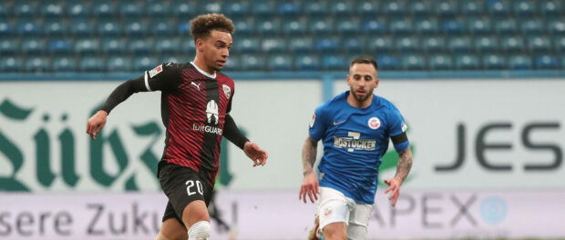 04.12.2021 - 2.Bundesliga 2021/2022: FC Hansa Rostock vs. FC Ingolstadt - Jalen Hawkins (FCI) 04.12.2021 - 2.Bundesliga