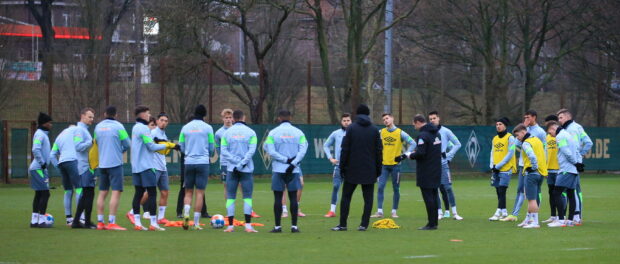 GER, 2.FBL SV Werder Bremen Training / 13.12.2021, Trainingsgelaende am wohninvest WESERSTADION - Platz 4/5, Bremen, GE