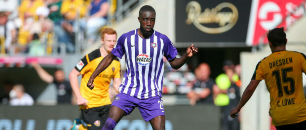 regensburg-owusu-transfer