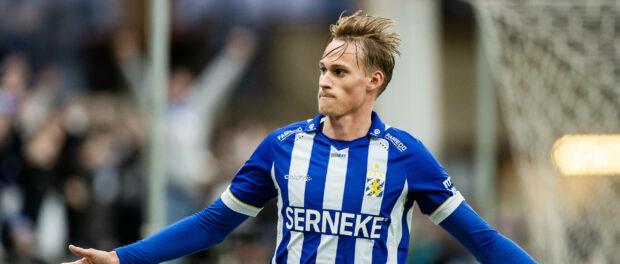 220502 IFK Göteborgs Oscar Vilhelmsson jublar efter 1-0 under fotbollsmatchen i Allsvenskan mellan IFK Göteborg och Kal