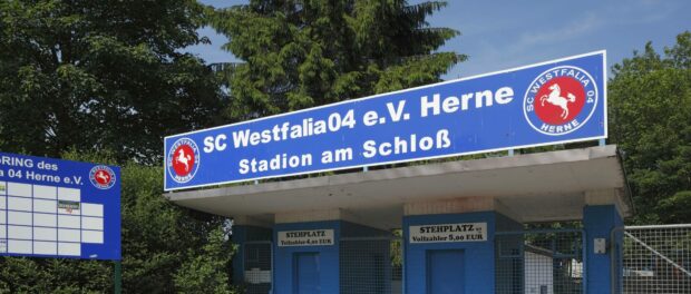 Fußball, Stadiongeschichte Westfalia Herne Stadion am Schloß, Heimspielstätte des SC Westfalia 04 e.V. Herne