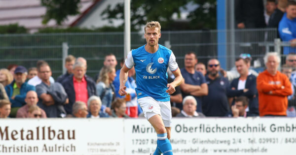 Nach Verletzung im Testspiel: Sorgen um Hansa-Verteidiger Hüsing – liga2-online.de