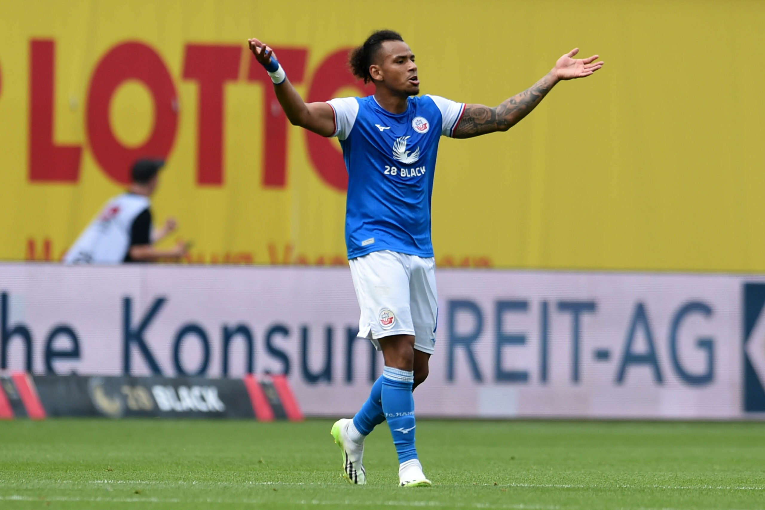 Leser wählen Juan José Perea zum „Spieler des 4. Spieltages“ liga2