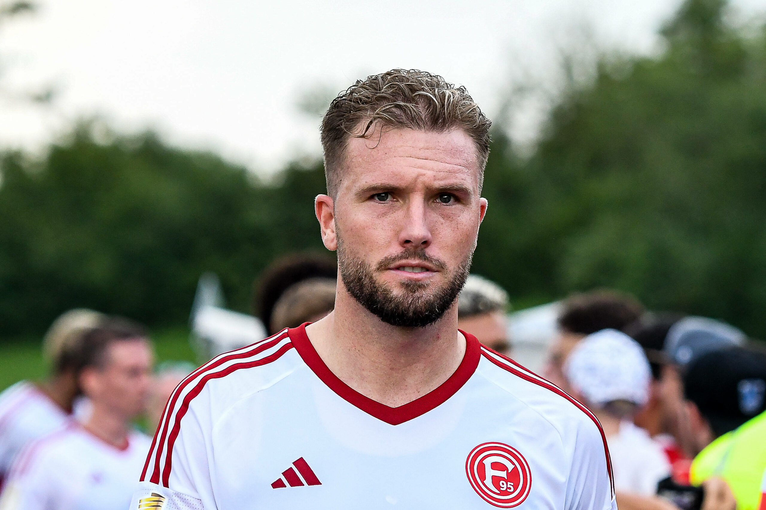 Düsseldorf ComebackAnkündigung von Kapitän Hoffmann