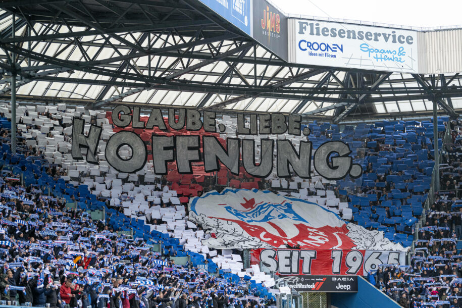 Hansa Rostock fährt mit mindestens 10.000 Unterstützern ins Berliner Olympiastadion.