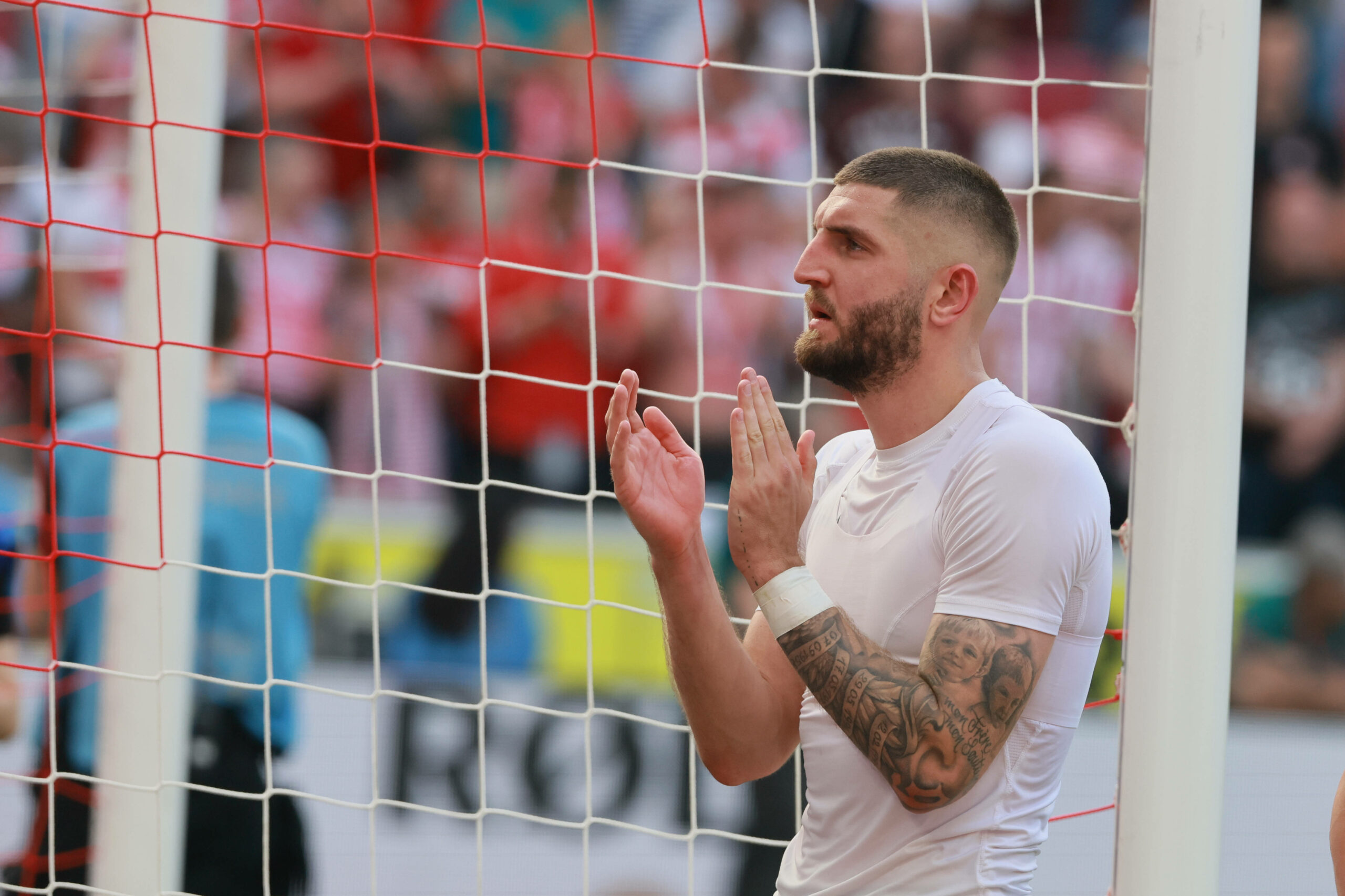 „Es war mir eine Ehre“: Chabot verkündet Abschied aus Köln – liga2